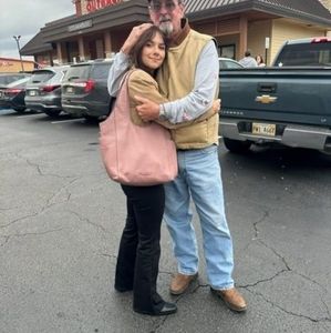 Meet your Posher, Pat